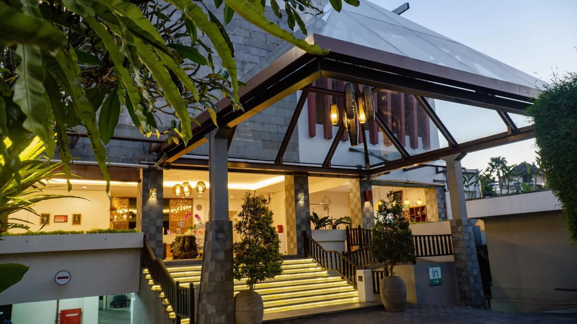 ***  The Evitel Resort Ubud Indonesia